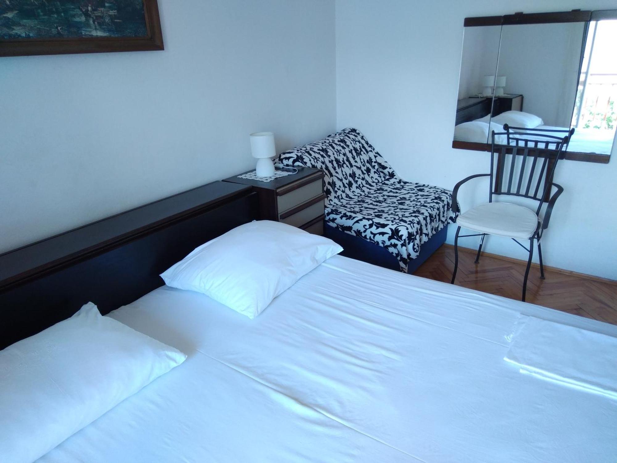 Mravak Apartments Trogir Exterior photo